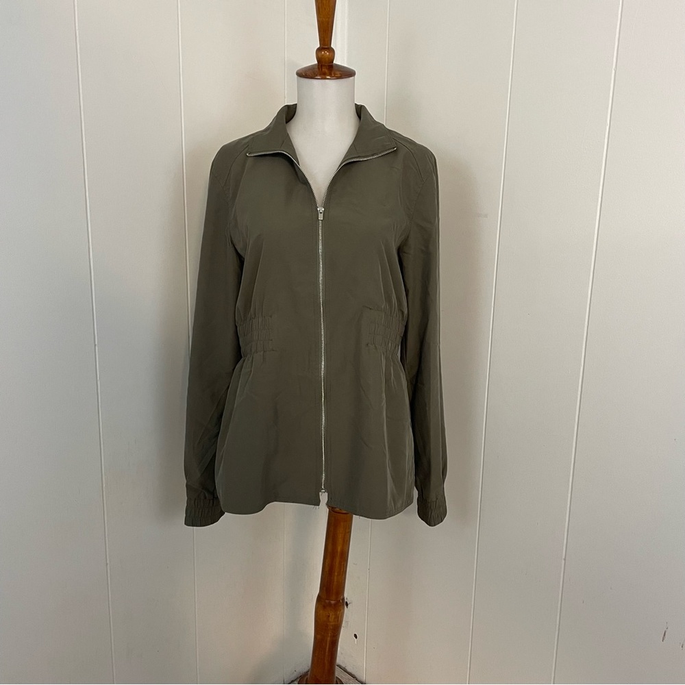 Magaschoni‎ Smocked Waist Front Zip Long Sleeve Lightweight Jacket